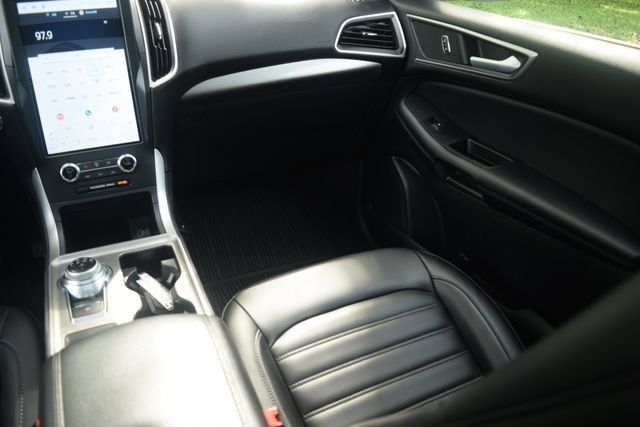 Used 2024 Ford Edge SEL w/ Convenience Package AWD/4WD image 13