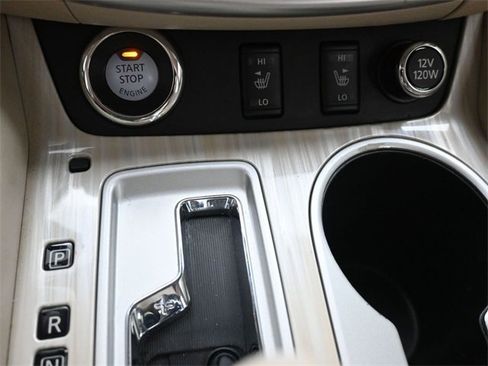 Used 2017 Nissan Murano SL image 32