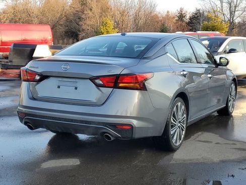 Used 2023 Nissan Altima 2.5 SL image 4