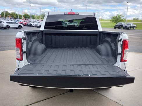 Used 2022 RAM 1500 Big Horn AWD/4WD image 12