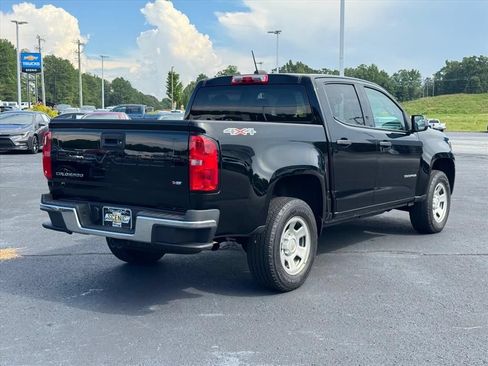 Used 2022 Chevrolet Colorado W/T w/ WT Convenience Package AWD/4WD image 3