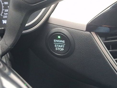 Certified 2022 Ford Escape SE w/ Convenience Package image 25