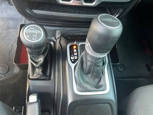 Used 2020 Jeep Gladiator Sport w/ Quick Order Package 24S AWD/4WD image 30