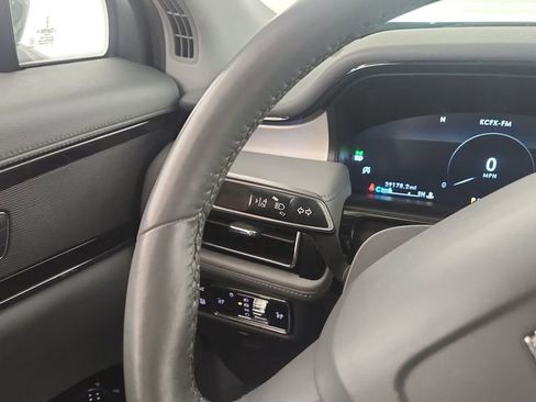 Used 2022 Lincoln Nautilus Reserve image 19