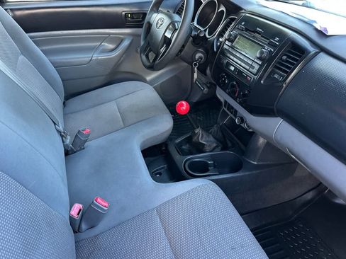Used 2012 Toyota Tacoma 2WD Regular Cab image 14
