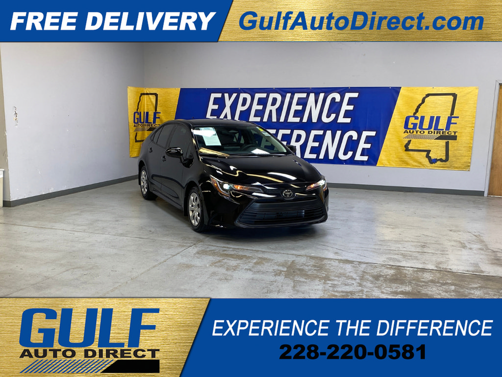 Used 2026 Toyota Corolla LE FWD image 1