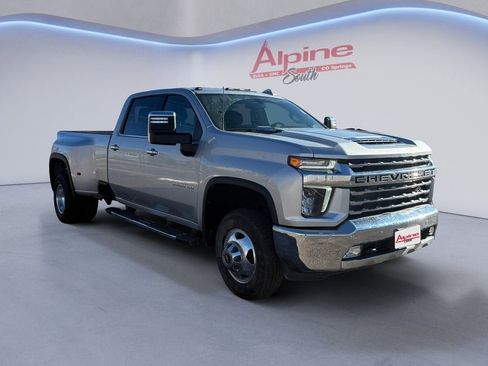 Used 2022 Chevrolet Silverado 3500 LTZ w/ LTZ Plus Package image 7