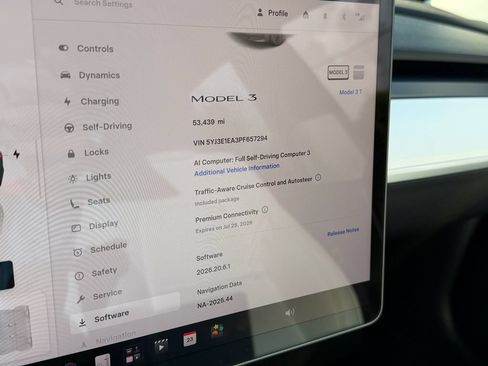 Used 2023 Tesla Model 3 Standard Range RWD image 22