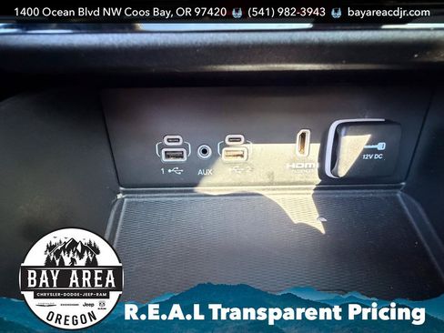 Used 2024 Jeep Grand Cherokee L Summit AWD/4WD image 28