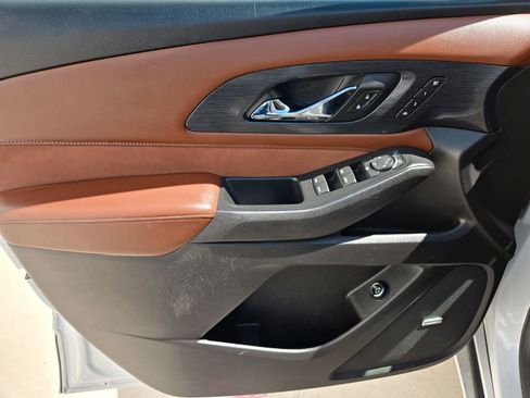 Used 2018 Chevrolet Traverse High Country image 31