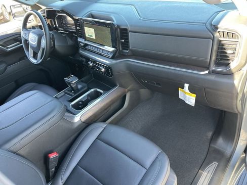 Used 2026 GMC Sierra 1500 SLT w/ SLT Premium Plus Package image 30