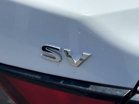 Used 2023 Nissan Sentra SV w/ All-Weather Package FWD image 5