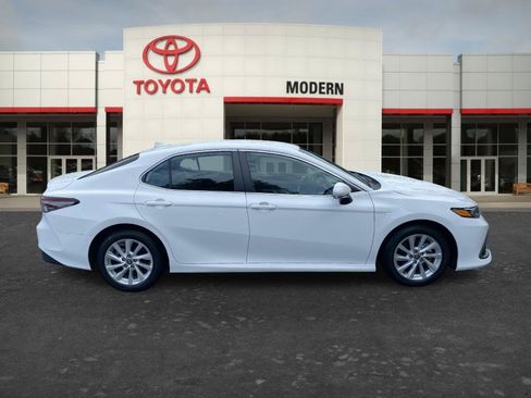 Certified 2024 Toyota Camry LE w/ Convenience Package FWD image 4