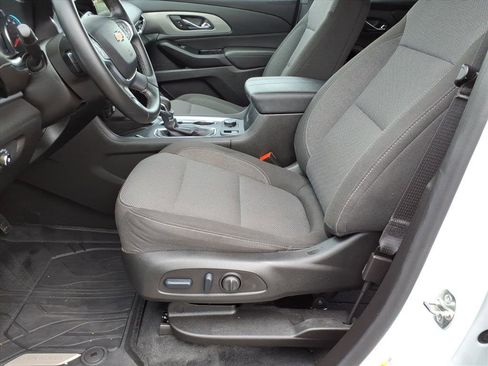 Certified 2023 Chevrolet Traverse LT w/ LPO, Floor Liner Package image 16