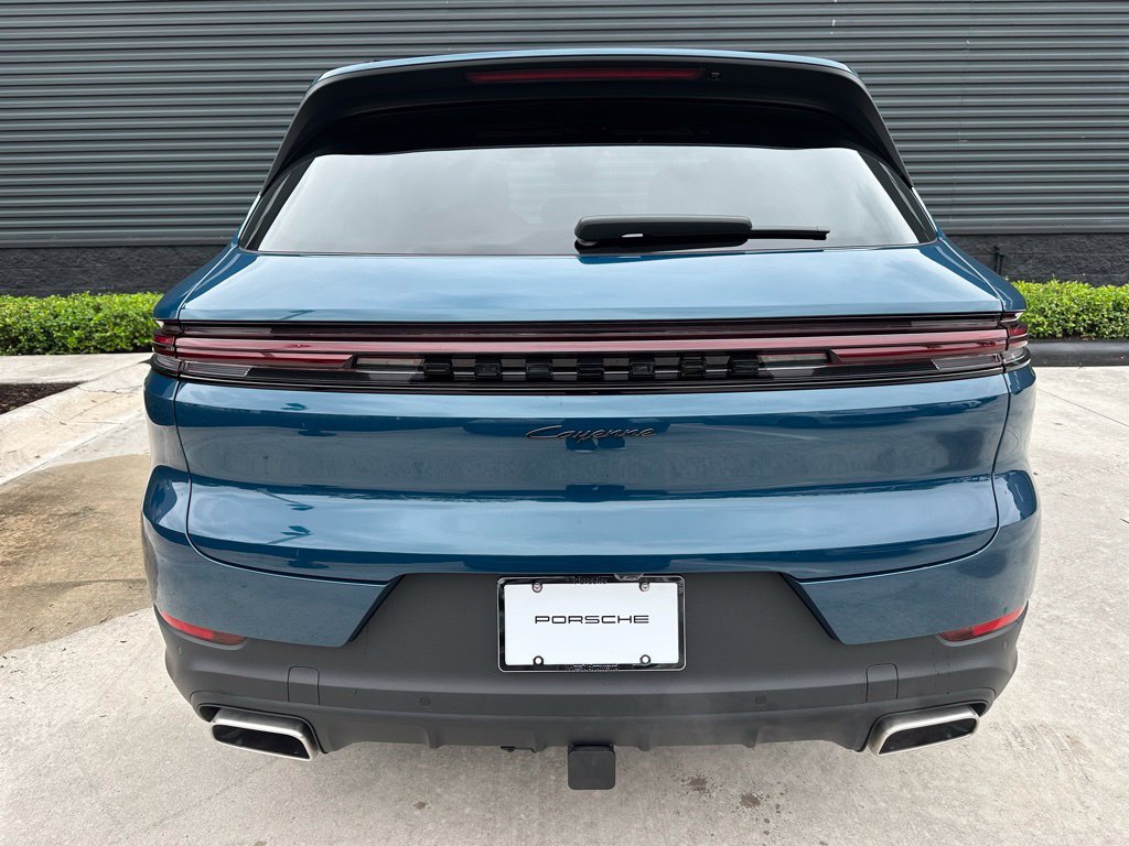 Certified 2026 Porsche Cayenne AWD/4WD image 12