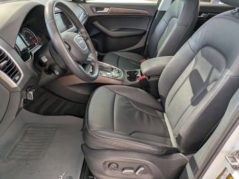 Used 2017 Audi Q5 2.0T Premium Plus w/ Technology Package image 15