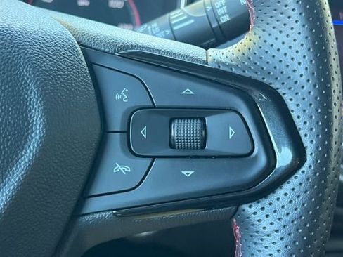 Used 2023 Chevrolet TrailBlazer RS image 27