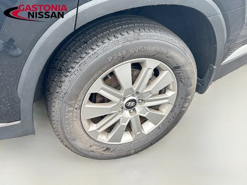 Used 2023 Hyundai Palisade SEL FWD image 38