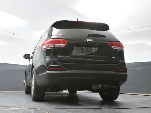 Used 2017 Kia Sorento L FWD image 30
