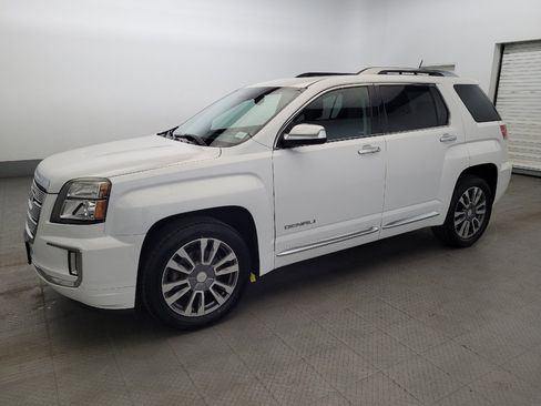 Used 2017 GMC Terrain Denali AWD/4WD image 2
