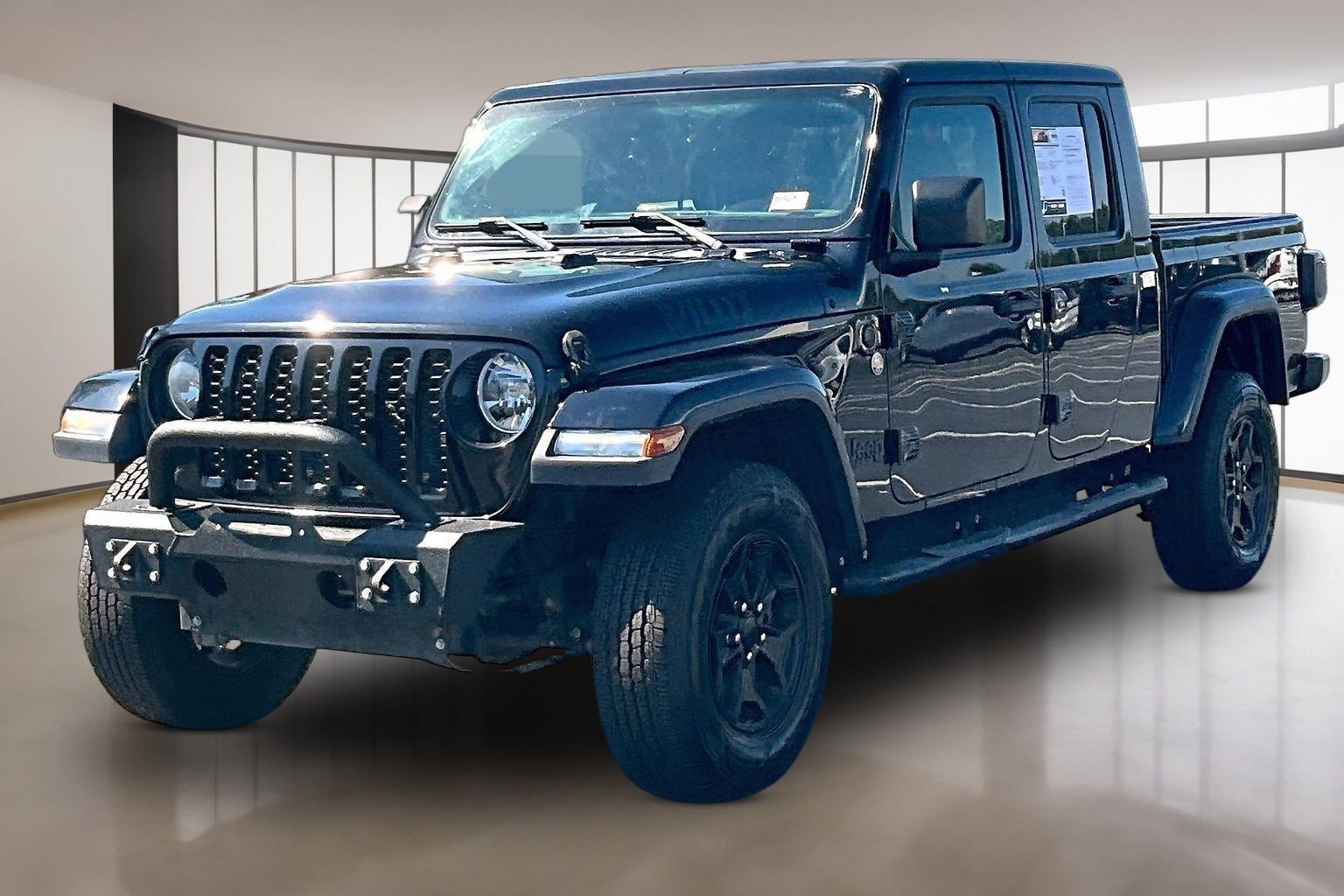 Used 2021 Jeep Gladiator Sport AWD/4WD image 3