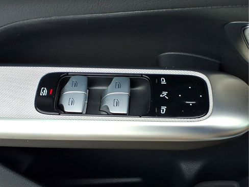 Certified 2024 Mercedes-Benz GLC 300 4MATIC image 25