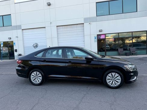Used 2020 Volkswagen Jetta S w/ Driver Assistance Package image 3