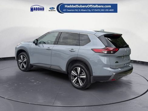 Used 2025 Nissan Rogue SL w/ SL Premium Package AWD/4WD image 3
