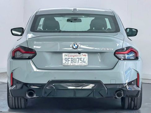 Used 2023 BMW 230i Coupe w/ M Sport Package image 7