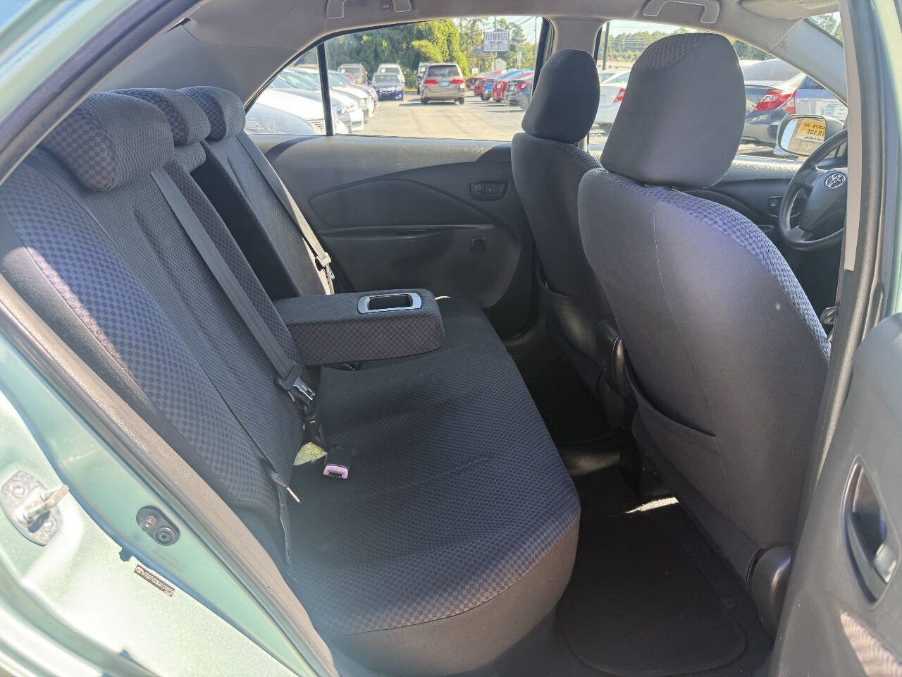Used 2008 Toyota Yaris Sedan FWD image 12