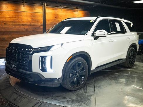 Used 2024 Hyundai Palisade XRT FWD image 2