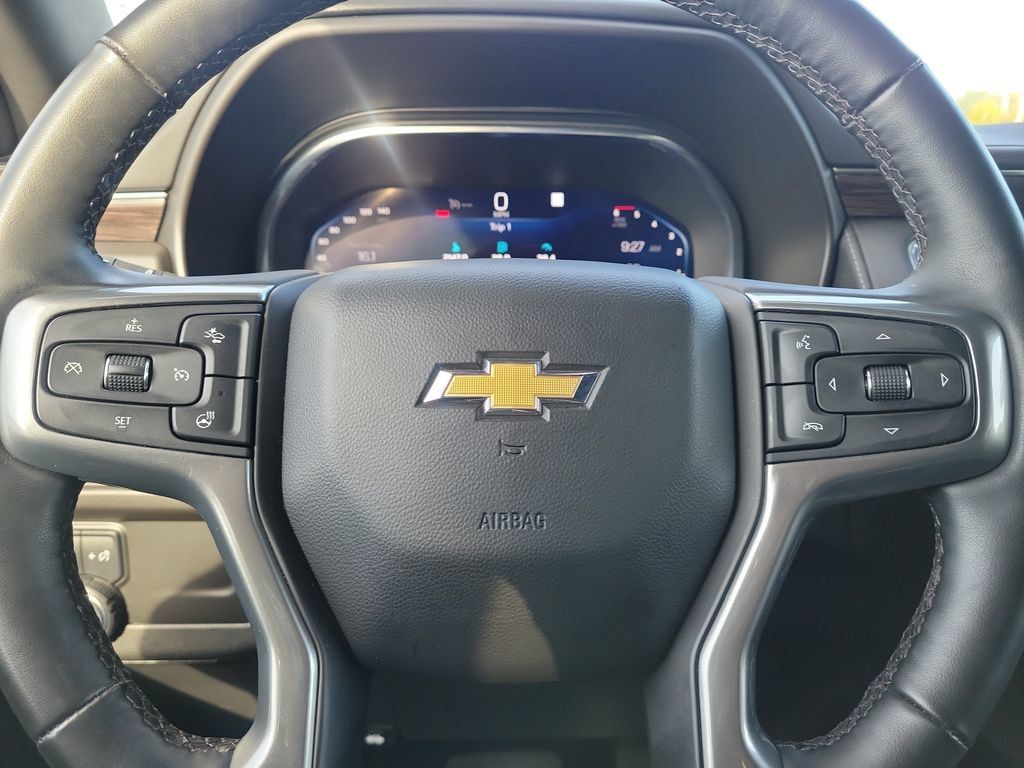 Used 2023 Chevrolet Tahoe LT w/ Luxury Package RWD image 12