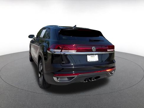 Used 2026 Volkswagen Atlas Cross Sport SE FWD image 11