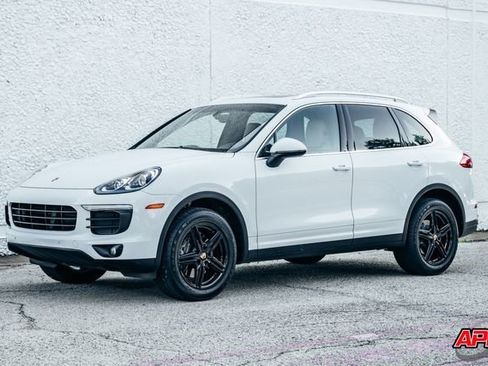 Used 2016 Porsche Cayenne image 51