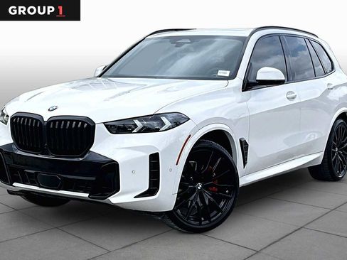 Used 2026 BMW X5 xDrive40i w/ M Sport Package AWD/4WD image 1
