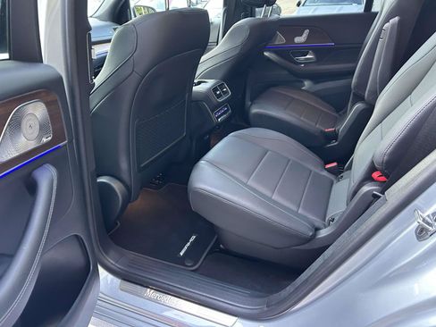 Certified 2025 Mercedes-Benz GLS 450 4MATIC image 41