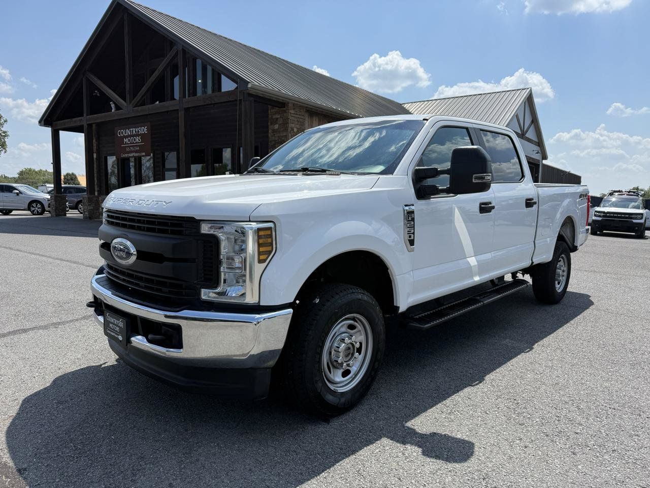 Used 2019 Ford F250 XL w/ Power Equipment Group AWD/4WD image 2