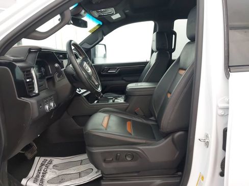 Used 2026 GMC Sierra 2500 AT4 AWD/4WD image 10