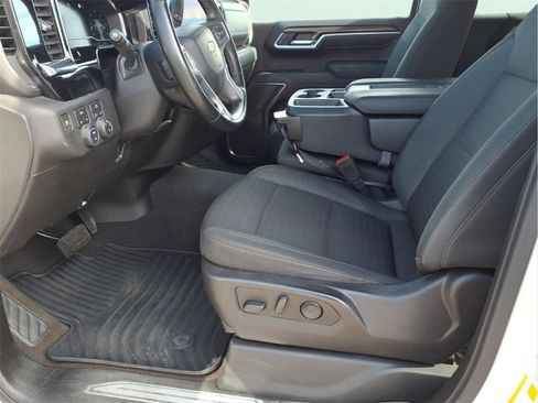Used 2023 Chevrolet Silverado 1500 LT image 16