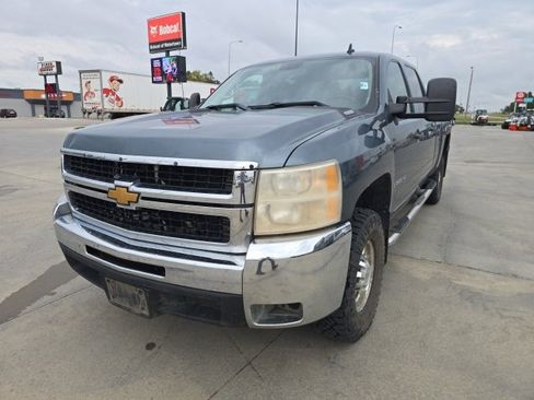 Used 2009 Chevrolet Silverado 2500 LT w/ Exterior Plus Package image 4
