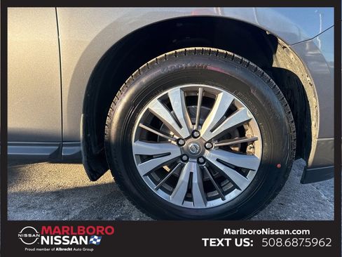 Certified 2017 Nissan Pathfinder SL w/ SL Premium Package image 10