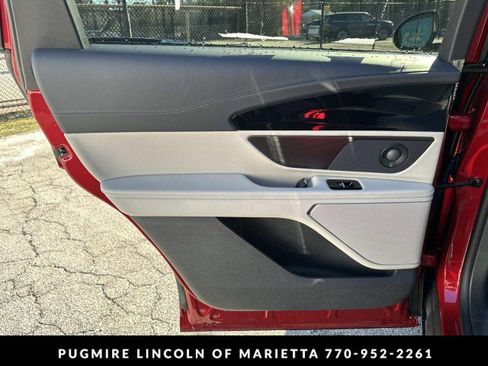 New 2026 Lincoln Nautilus Reserve w/ Jet Appearance Package image 22