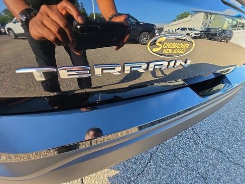 Certified 2023 GMC Terrain SLE w/ Driver Convenience Package AWD/4WD image 30