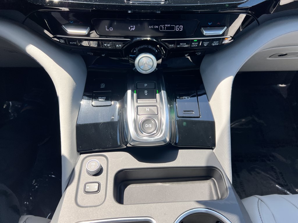Used 2026 Acura MDX w/ Technology Package AWD/4WD image 26
