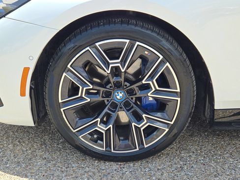 Certified 2024 BMW i5 M60 w/ Premium Package AWD/4WD image 11