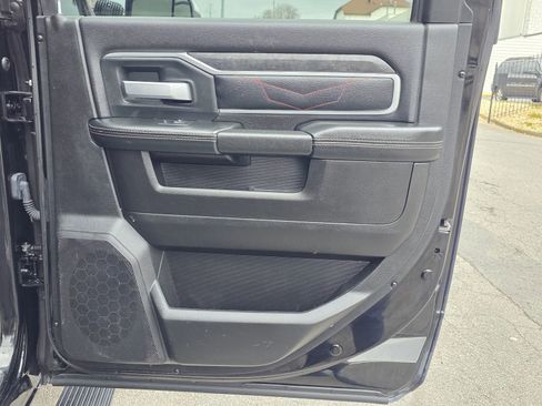 Used 2020 RAM 2500 Big Horn w/ Level 2 Equipment Group image 29