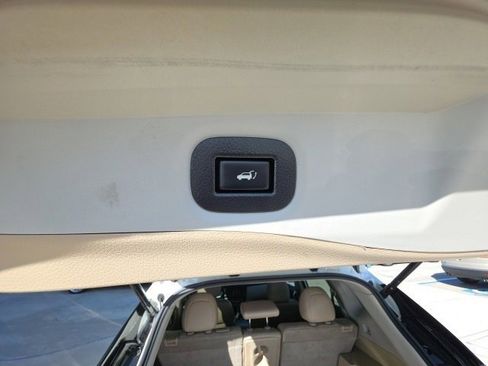 Used 2019 Nissan Rogue SL image 27