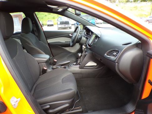 Used 2014 Dodge Dart SXT image 22