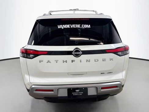 Used 2023 Nissan Pathfinder SL w/ SL Premium Package AWD/4WD image 8