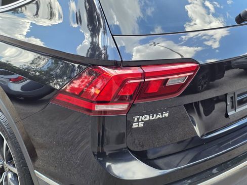 Used 2020 Volkswagen Tiguan SE FWD image 7